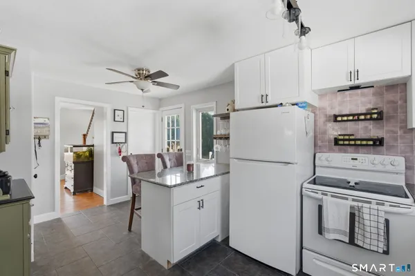 $360,000 | 961 Windsor Avenue, Windsor, CT 06095