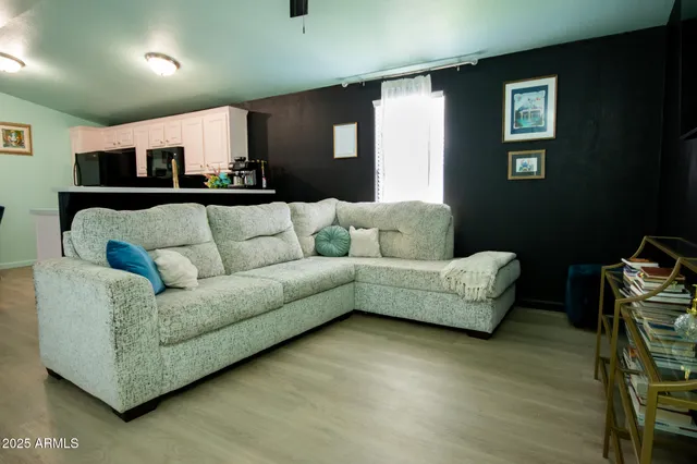 $1,750 | 1650 South Arizona Avenue, Unit 283, Chandler, AZ 85286