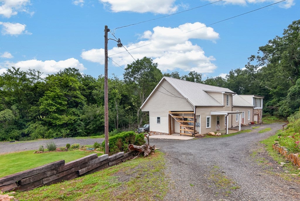 1245 Poplar Knob Road Galax, VA 24333 - Photo 2 of 79 Gallery Image 2