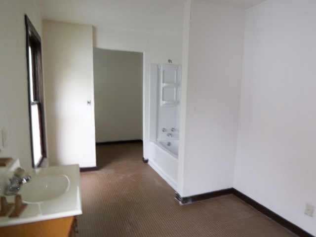 1008 South Center Street Springfield, OH 45506 - Photo 9 of 10