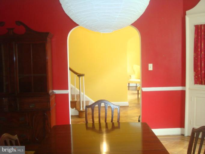 3517 Hilton Road Baltimore, MD 21215 - Photo 6 of 29 Dining Room