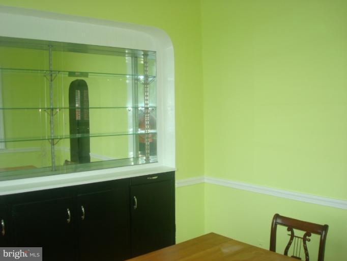 3517 Hilton Road Baltimore, MD 21215 - Photo 9 of 29 Dining Room