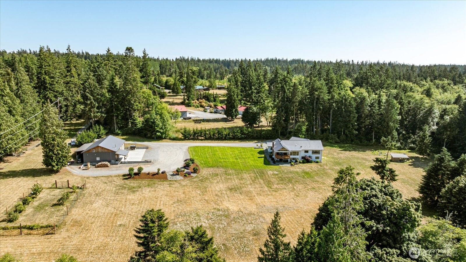 3807 Taylor Road Oak Harbor, WA 98277 - Photo 5 of 40 Gallery Image 5