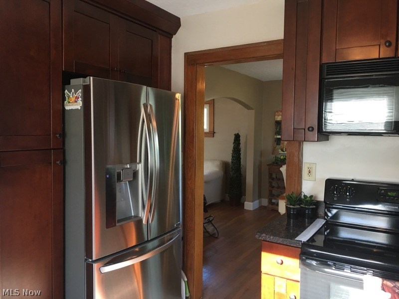 6303 Ridgewood Avenue Parma, OH 44129 - Photo 12 of 32 Gallery Image 12