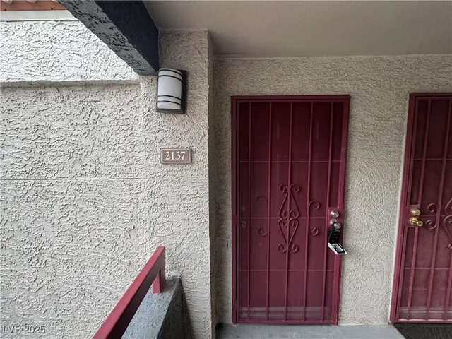 $1,300 | 8600 West Charleston Boulevard, Unit 2137, Las Vegas, NV 89117