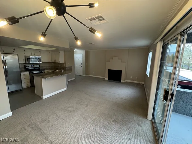 $1,250 | 8600 West Charleston Boulevard, Unit 2137, Las Vegas, NV 89117