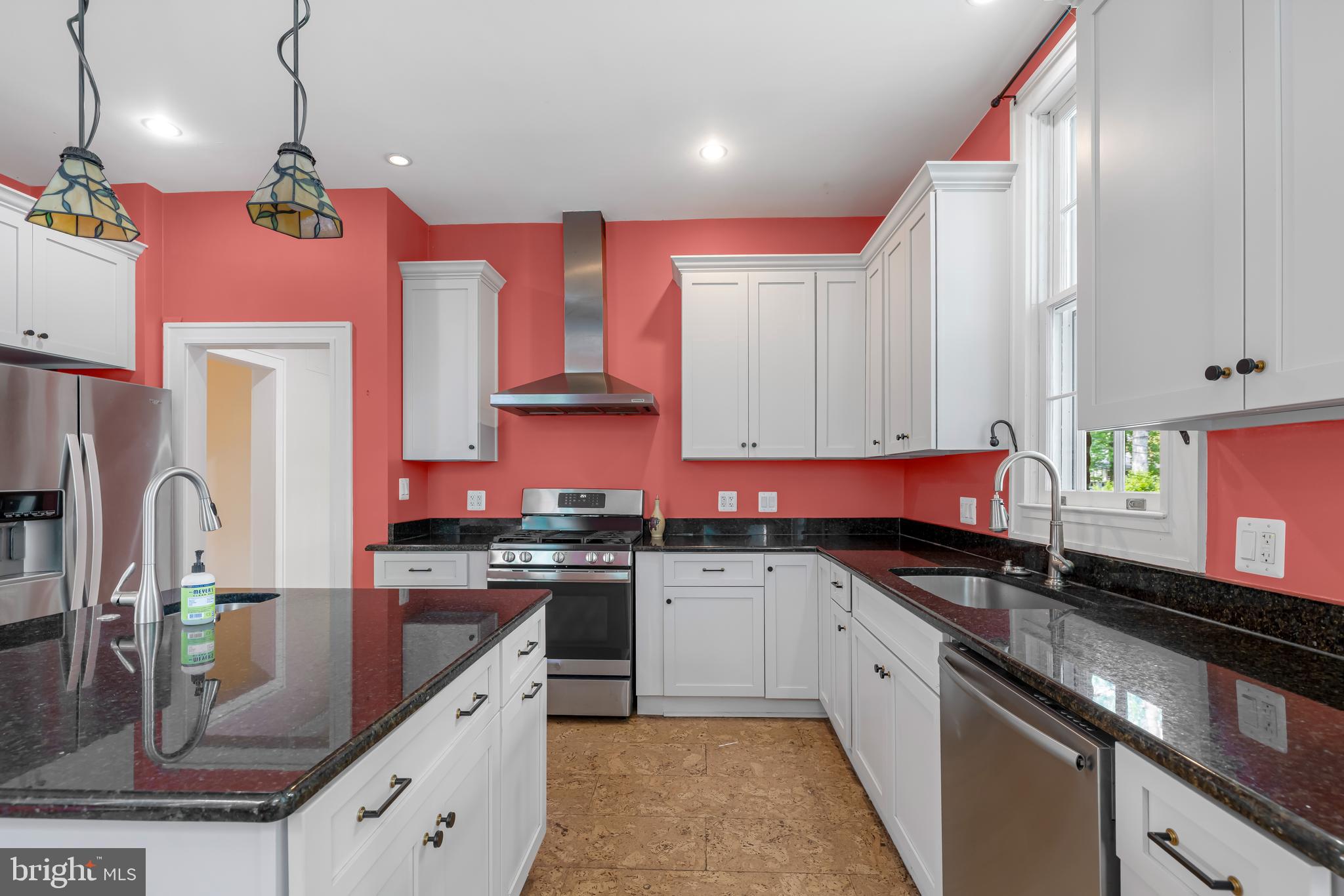 527 Nottingham Road Baltimore, MD 21229 - Photo 22 of 72 Gallery Image 22