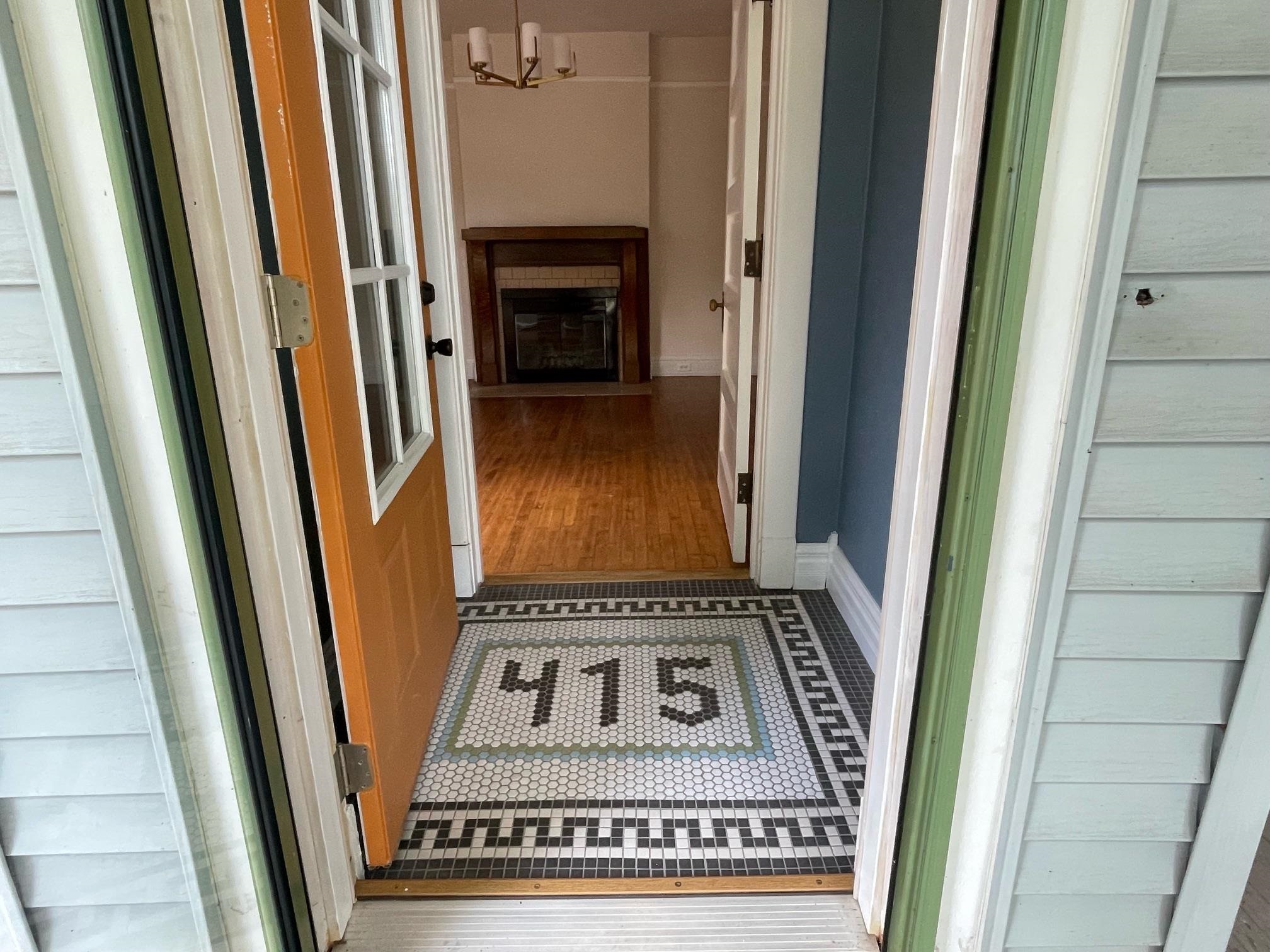 415 North Sheridan Street Bay City, MI 48708 - Photo 2 of 26