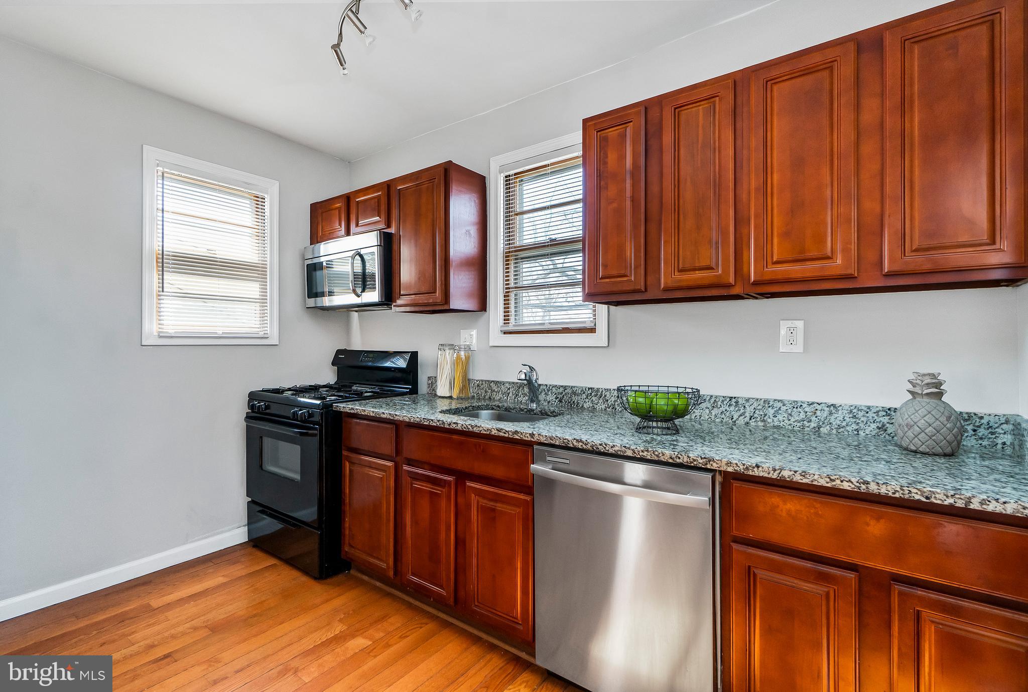 1810 Kinship Road Dundalk, MD 21222 - Photo 13 of 28 Elegant Cabinets and Updates