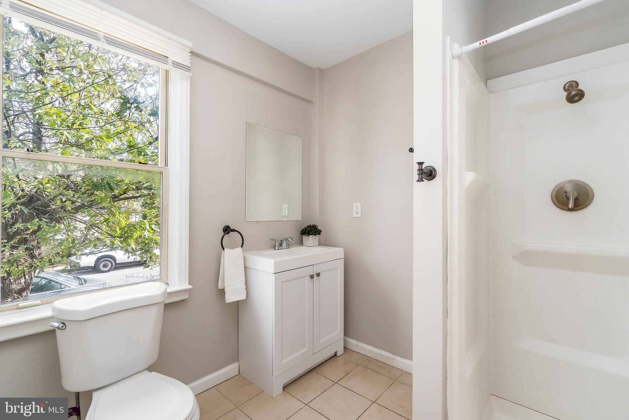 1810 Kinship Road Dundalk, MD 21222 - Photo 20 of 28 Full Bathroom with Separate Shower