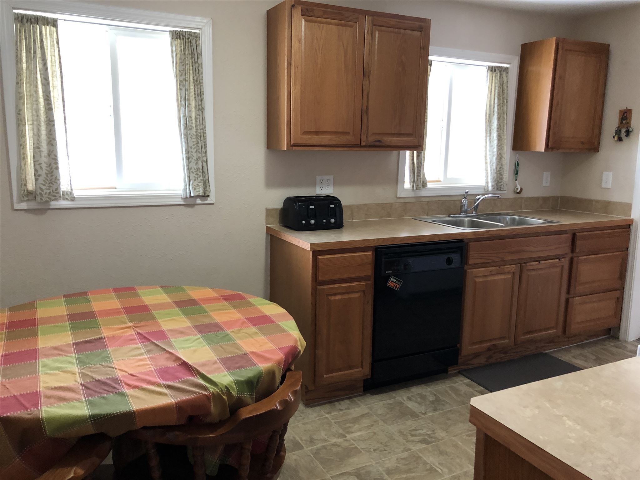 524 South Ferrall Street Spokane, WA 99202 - Photo 8 of 16 Gallery Image 8