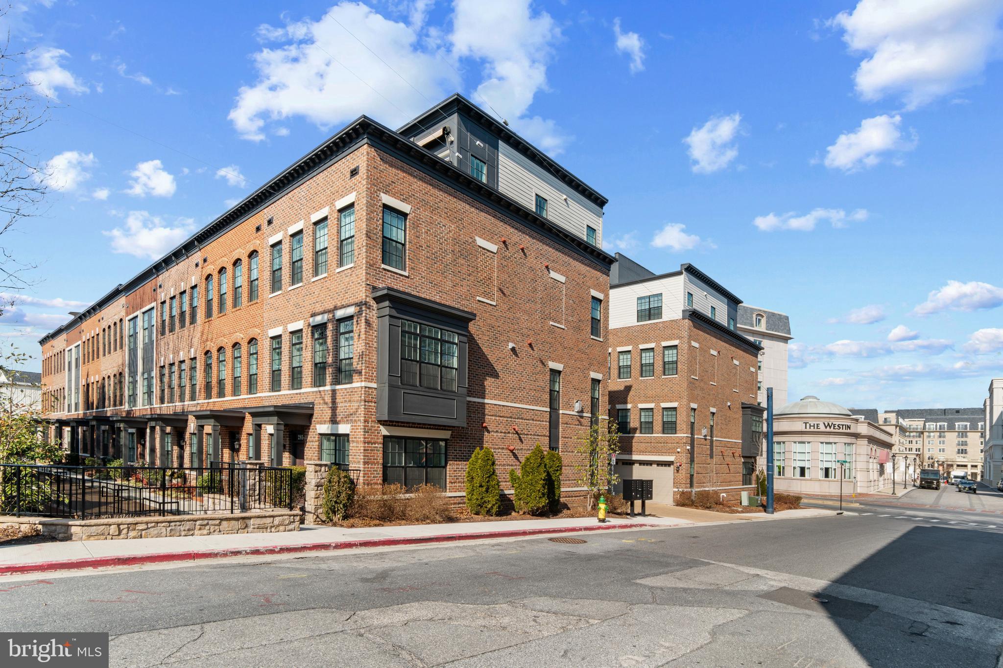285 West Street, Unit 12 Annapolis, MD 21401 - Photo 1 of 60 Welcome to upscale West End Row