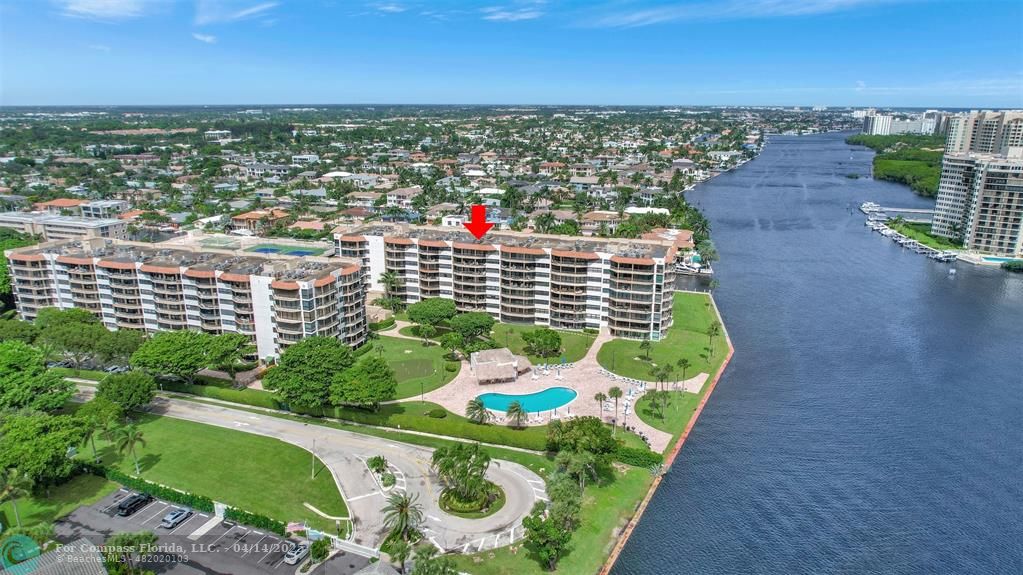 899 Jeffery Street, Unit 109 Boca Raton, FL 33487 - Photo 3 of 37 a city view with tall buildings