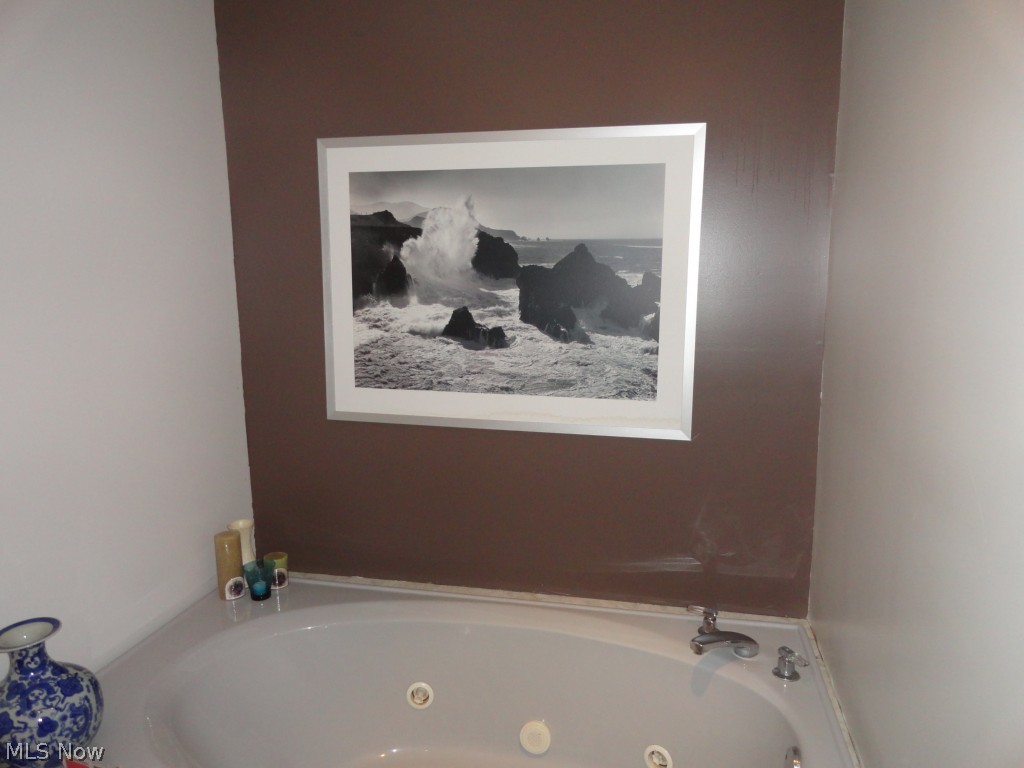 9101 North Brown Road Chardon, OH 44024 - Photo 15 of 25 Gallery Image 15