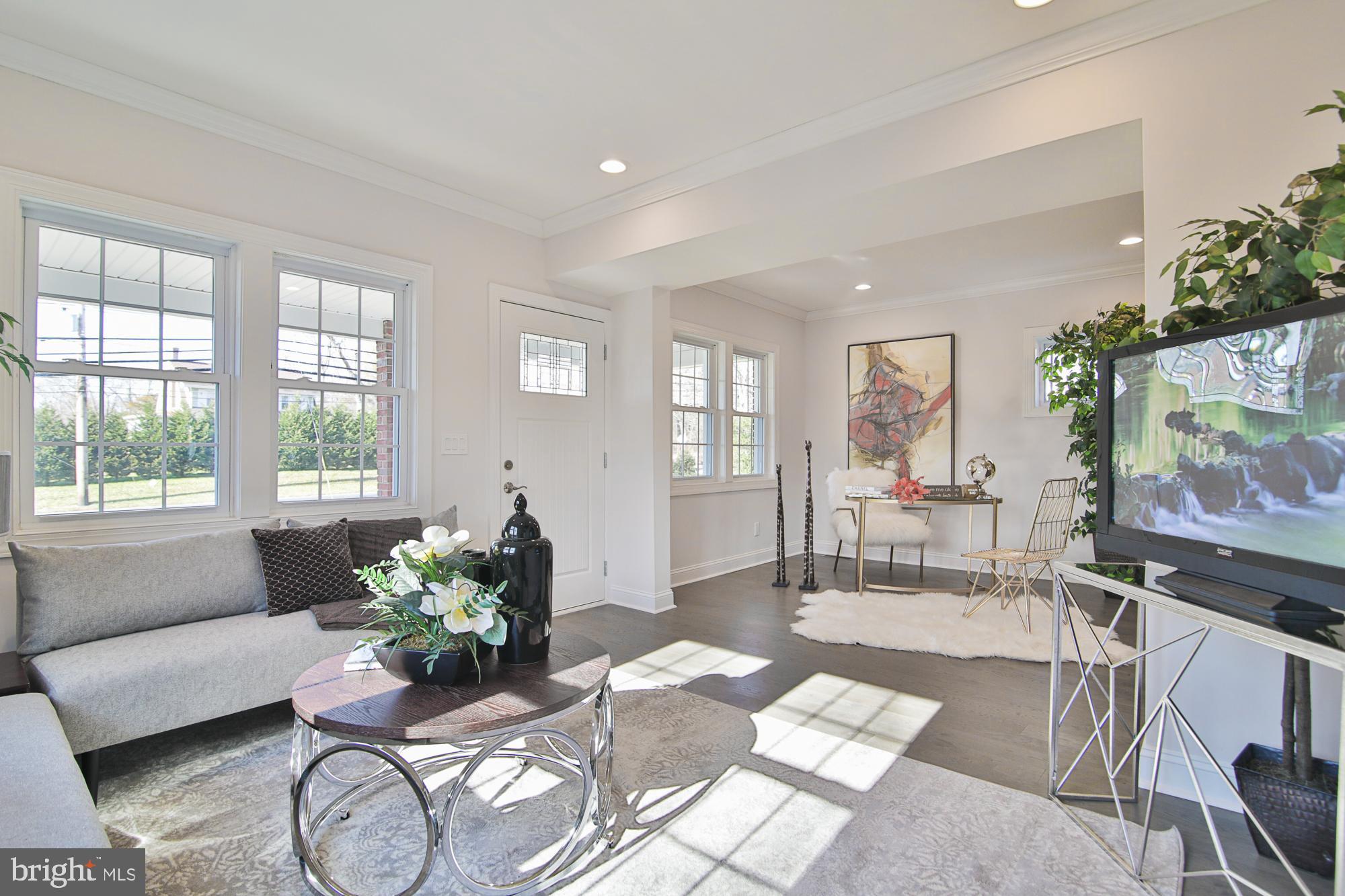 2374 Pennington Road Pennington, NJ 08534 - Photo 11 of 41 Open and airy