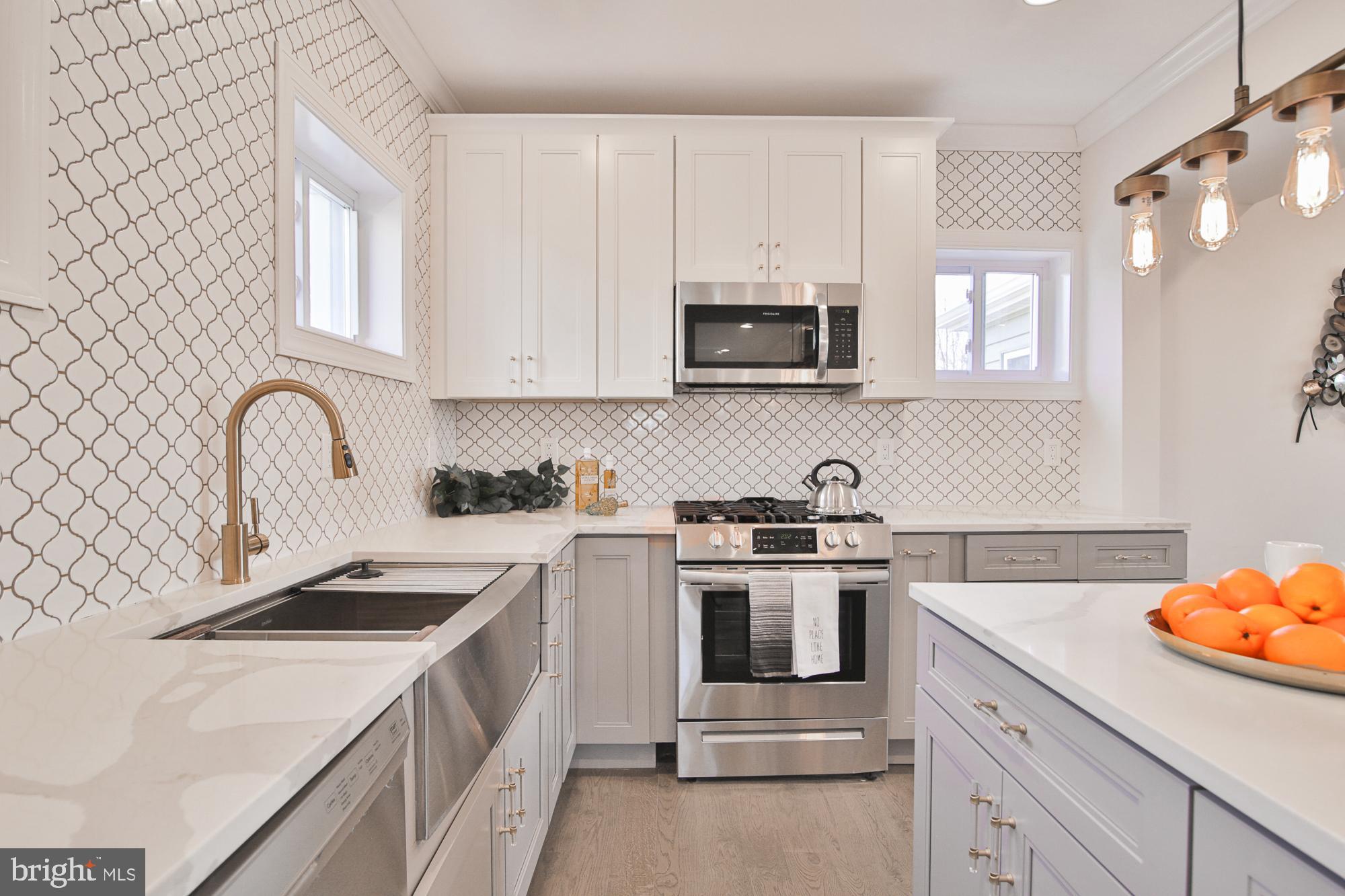 2374 Pennington Road Pennington, NJ 08534 - Photo 13 of 41 Gold Grout Finishes