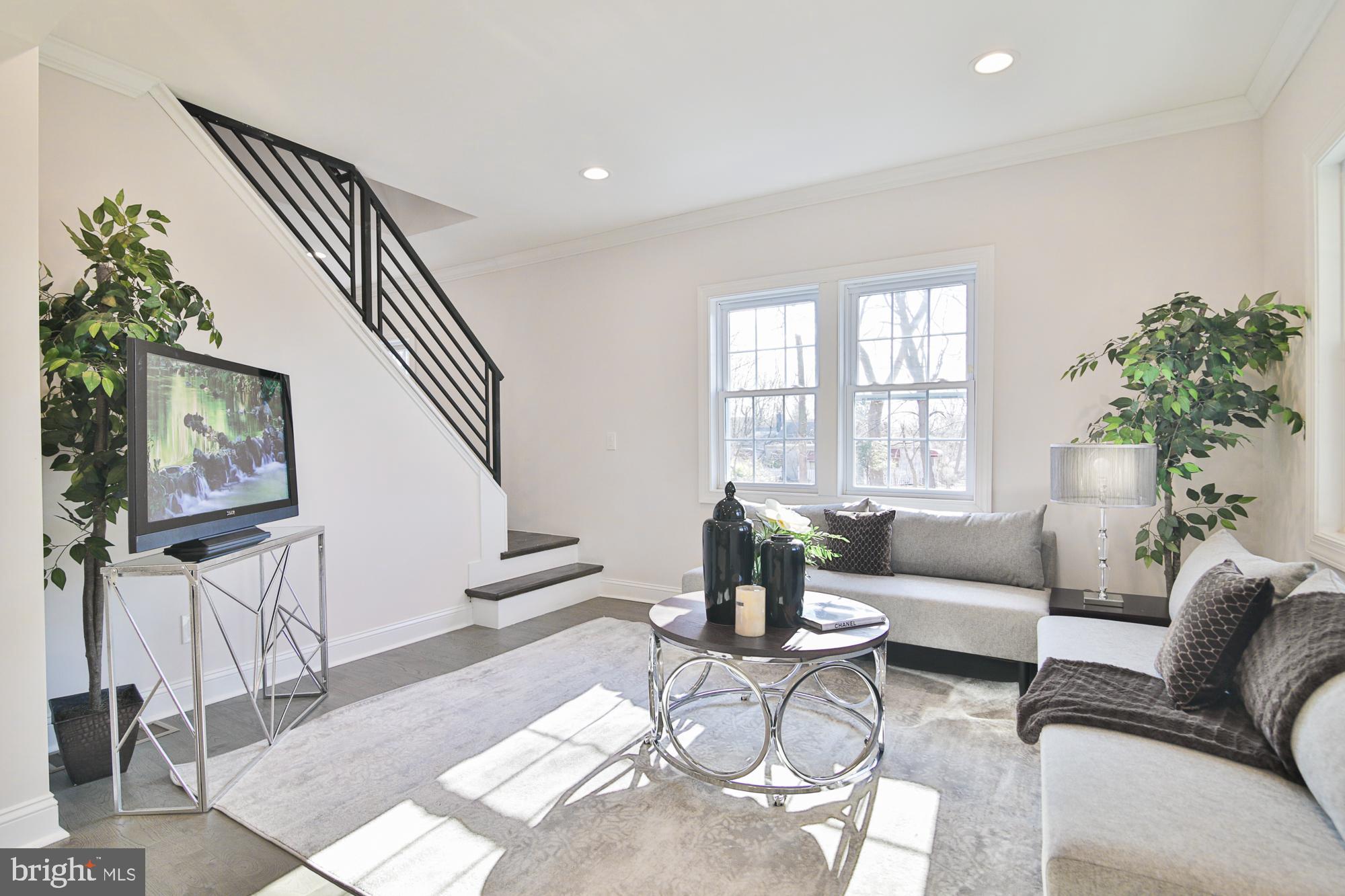 2374 Pennington Road Pennington, NJ 08534 - Photo 10 of 41 Modern Living Space