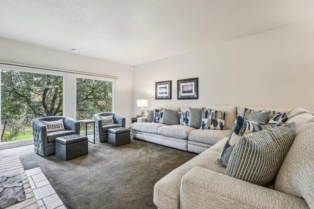 $560,000 | 340 Crestridge Lane, Folsom, CA 95630