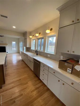 $739,900 | 43 Delmar Hill Road, Slate Hill, NY 10973