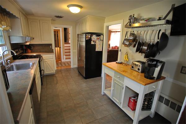 10 Canterbury Hill Road Topsfield, MA 01983 - Photo 9 of 22 Gallery Image 9