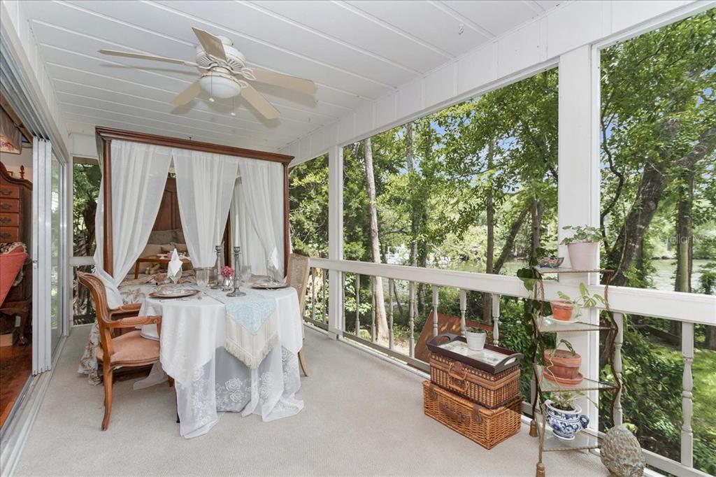 35 Magnolia Avenue Yankeetown, FL 34498 - Photo 44 of 75 a living room with furniture and a large window