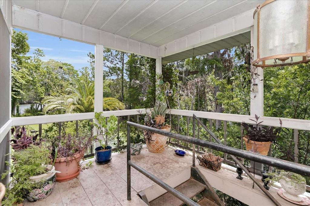 35 Magnolia Avenue Yankeetown, FL 34498 - Photo 47 of 75 a view of a two chair in the balcony