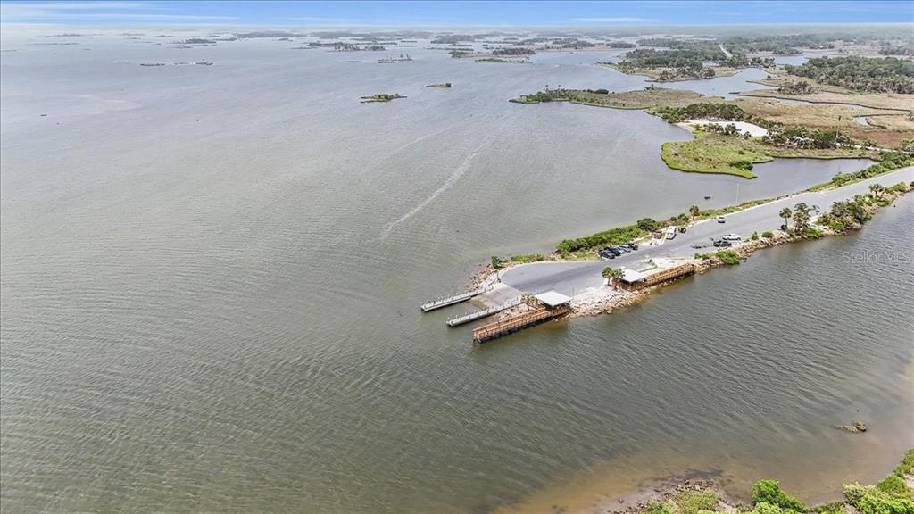 35 Magnolia Avenue Yankeetown, FL 34498 - Photo 75 of 75 an aerial view of beach and ocean
