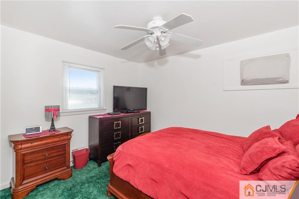 188 Jeffery Road Colonia, NJ 07067 - Photo 14 of 36 Gallery Image 14
