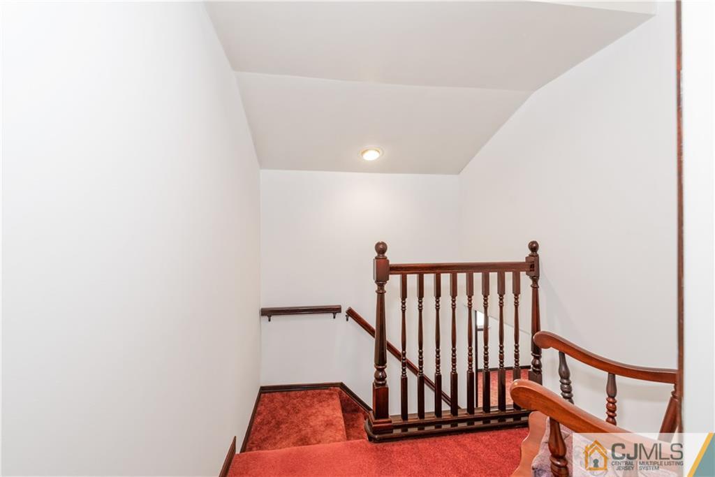 188 Jeffery Road Colonia, NJ 07067 - Photo 23 of 36 Gallery Image 23