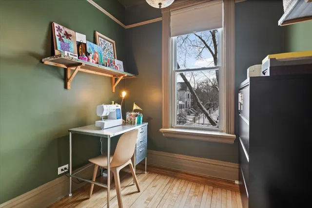 $1,750,000 | 1328 West Byron Street, Chicago, IL 60613