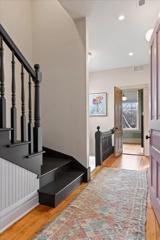 $1,750,000 | 1328 West Byron Street, Chicago, IL 60613