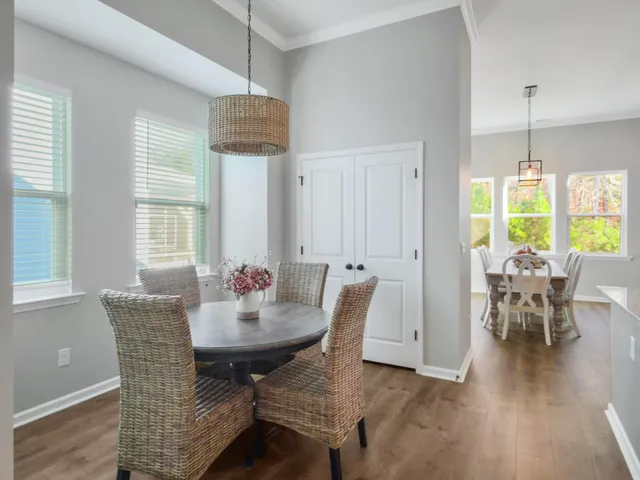 $569,900 | 404 Oak View Way, Summerville, SC 29483