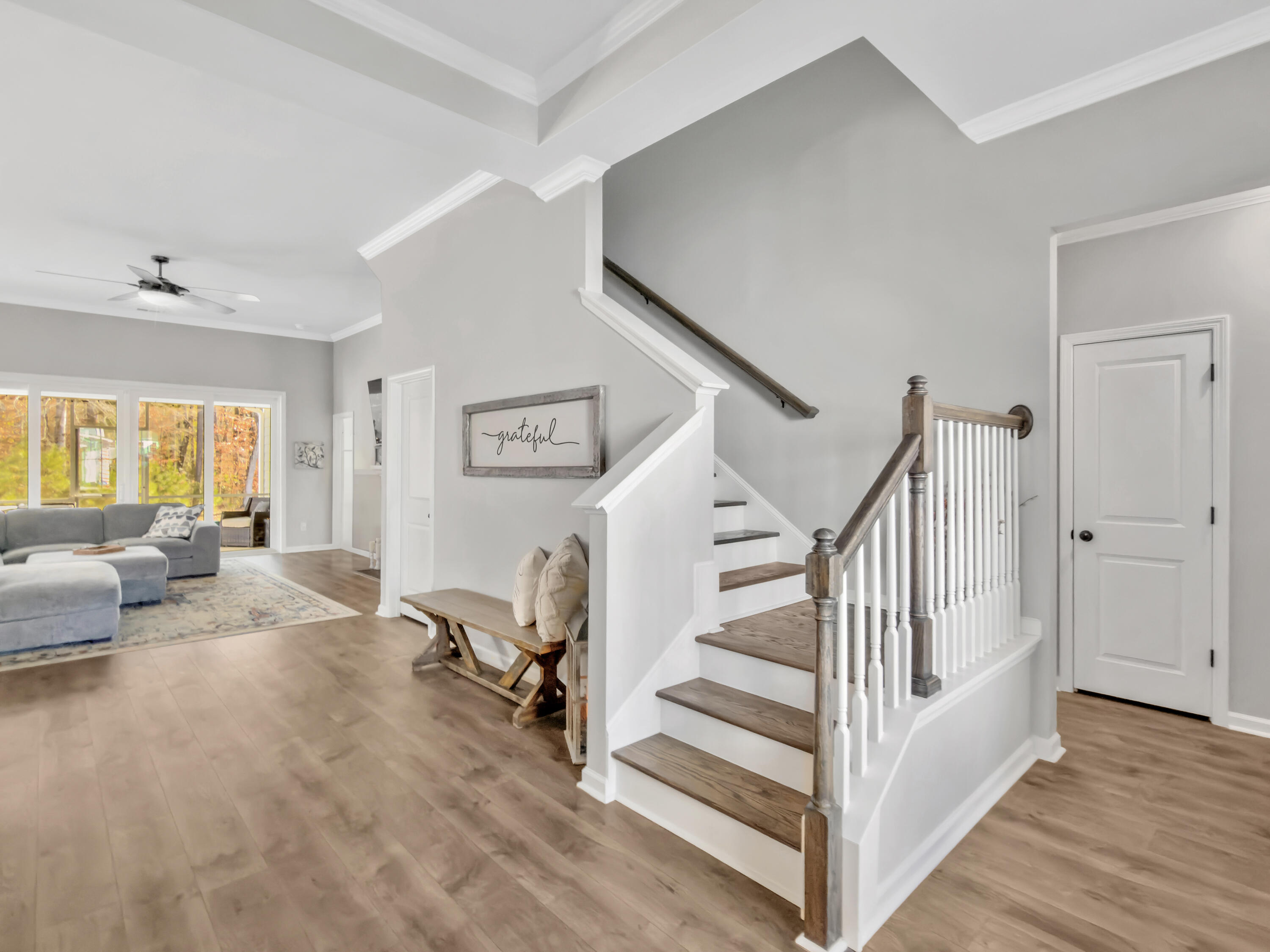 404 Oak View Way Summerville, SC 29483 - Photo 28 of 54 Entryway