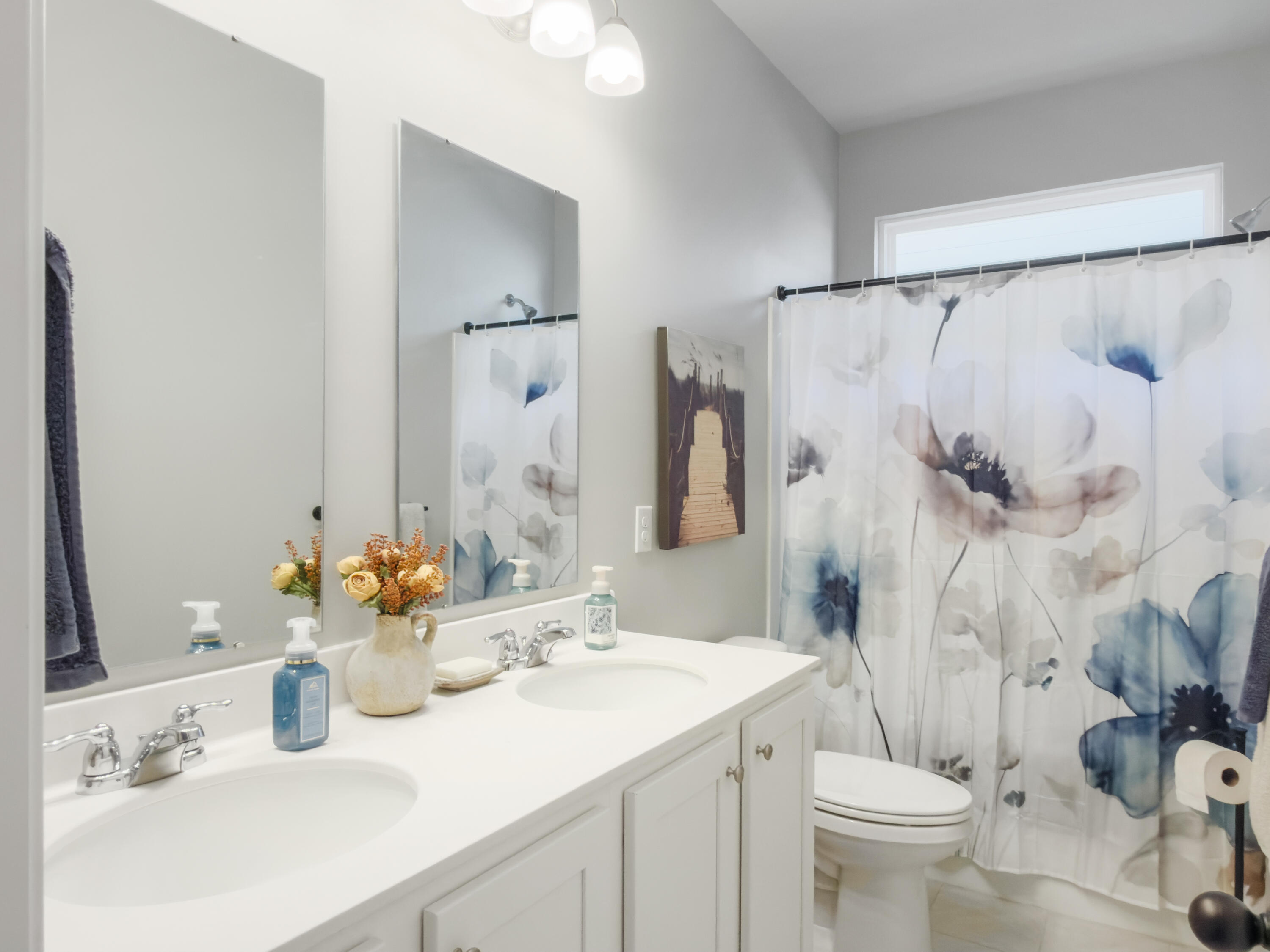 404 Oak View Way Summerville, SC 29483 - Photo 33 of 54 Photo Dec 20 2025, 10 57 14 AM