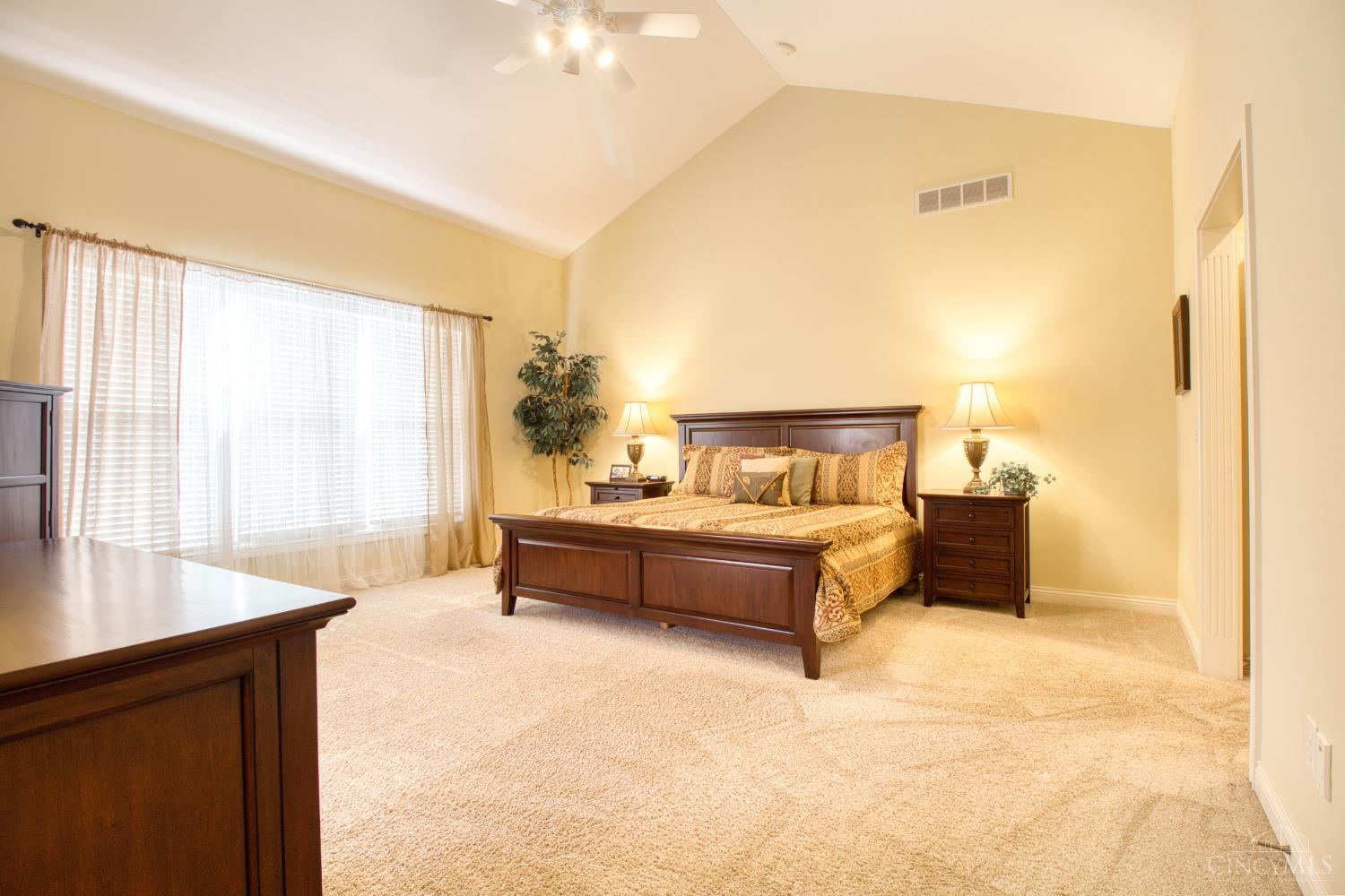 2274 Pointe Place Cincinnati, OH 45244 - Photo 24 of 71