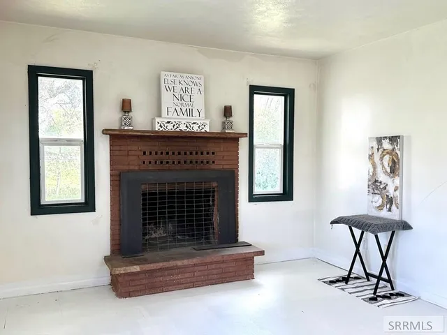 $339,000 | 499 North 400 East, Firth, ID 83236