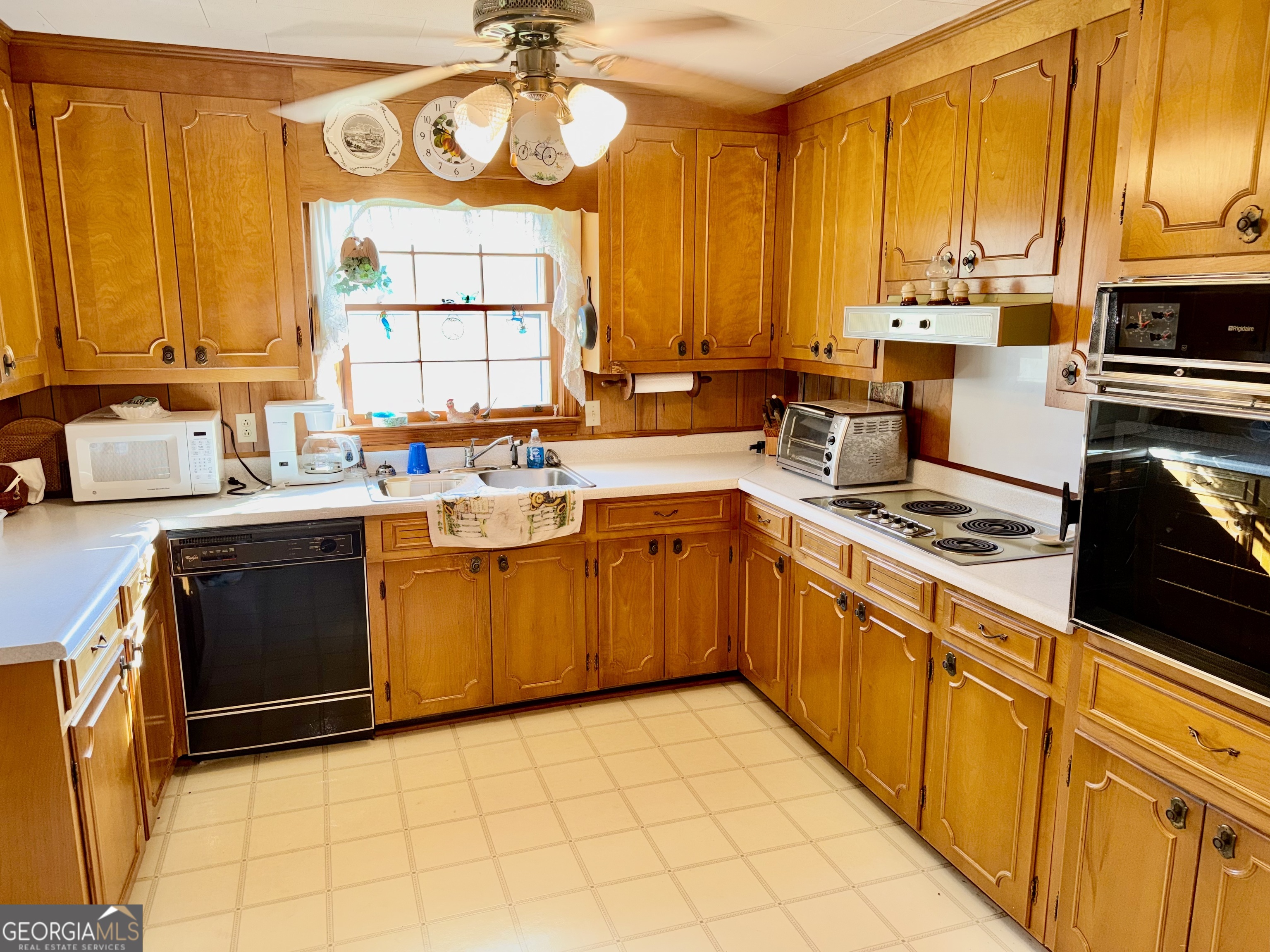 1245 Crestview Drive Elberton, GA 30635 - Photo 16 of 40