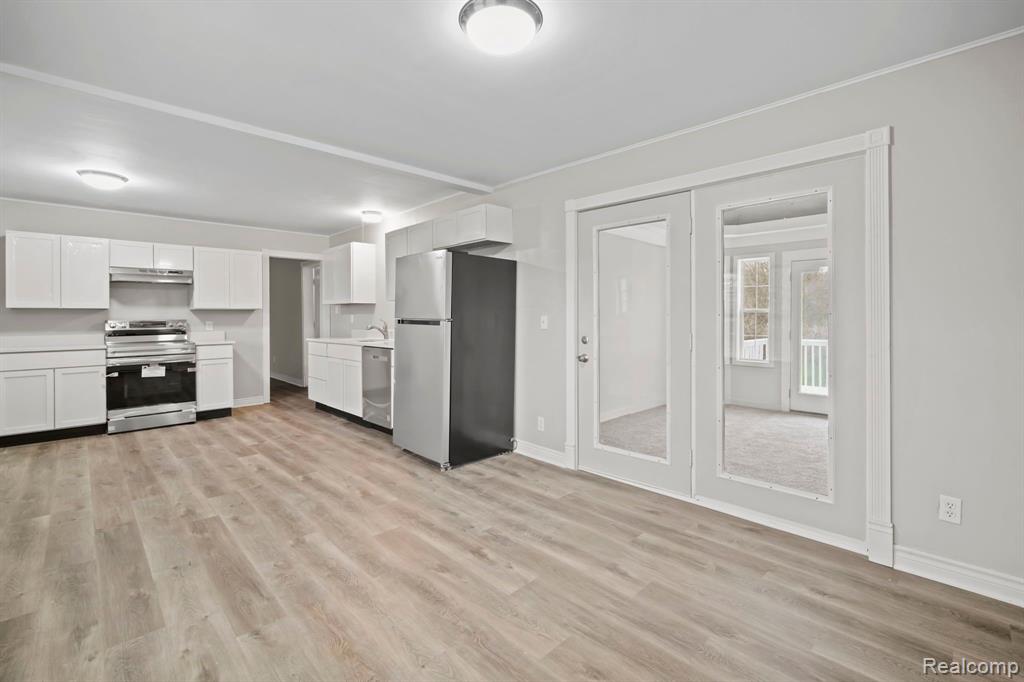 5035 Center Road Linden, MI 48451 - Photo 17 of 88