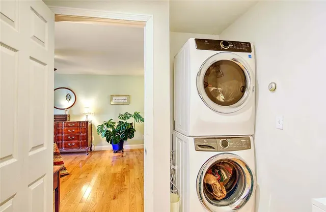 $879,000 | 1 Hydraulion Avenue, Bristol, RI 02809