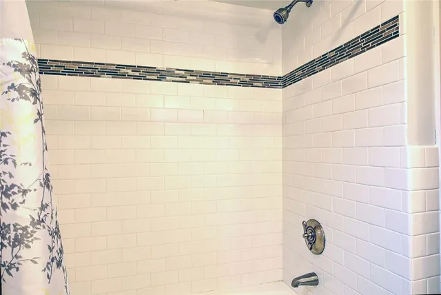 $879,000 | 1 Hydraulion Avenue, Bristol, RI 02809