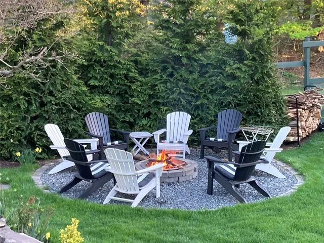 $879,000 | 1 Hydraulion Avenue, Bristol, RI 02809