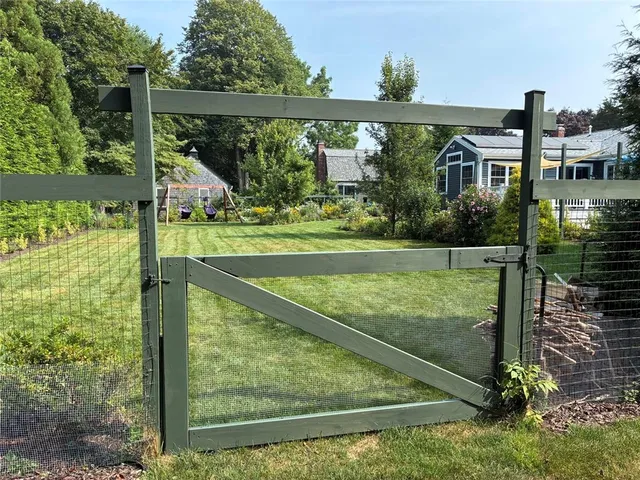 $879,000 | 1 Hydraulion Avenue, Bristol, RI 02809