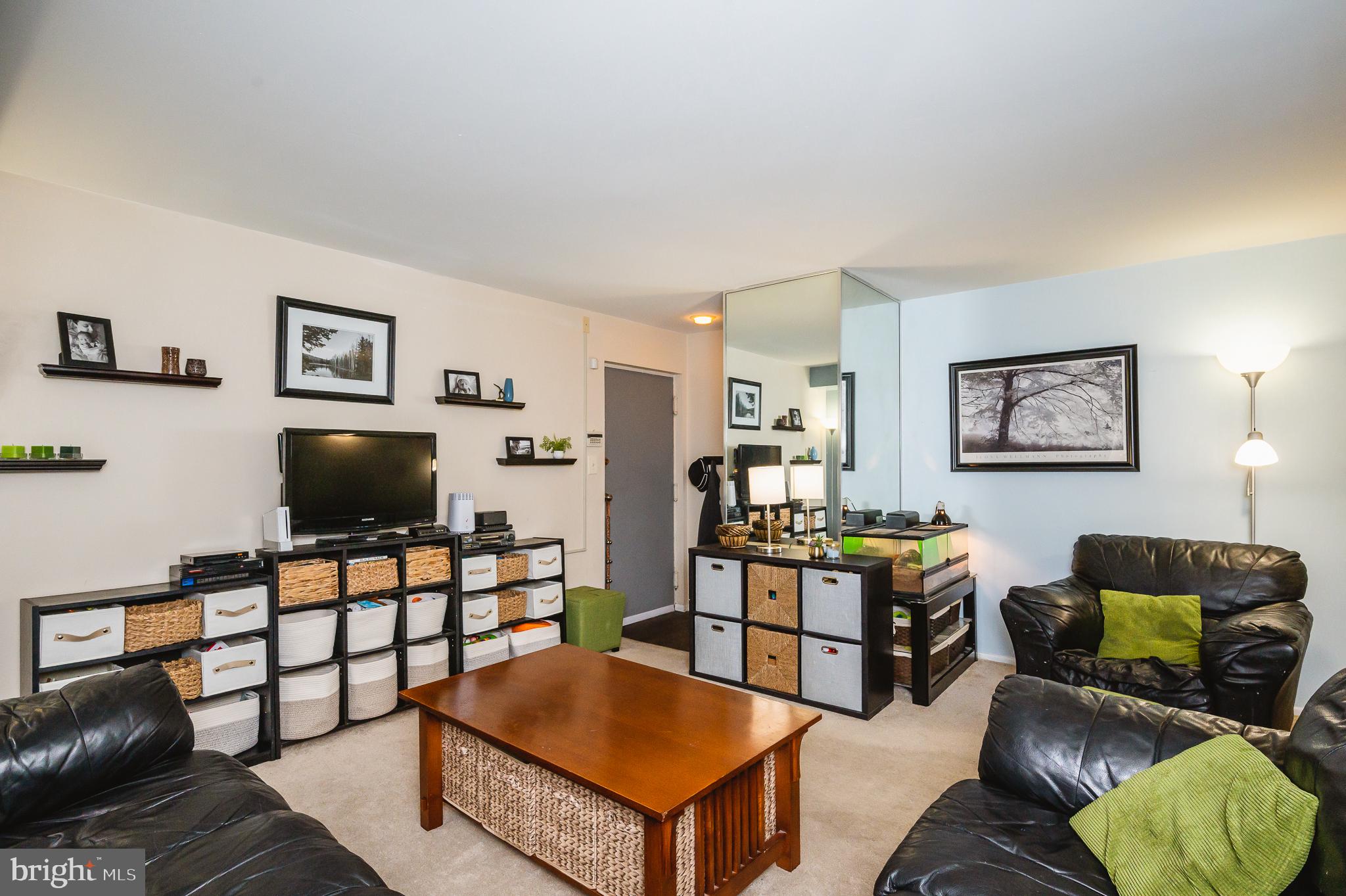 11917 Tarragon Road, Unit D Reisterstown, MD 21136 - Photo 10 of 32 Living Room