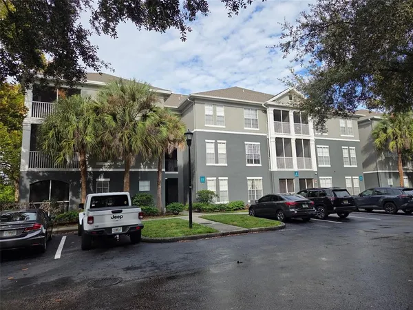 $1,275 | 1207 High Hammock Drive, Unit 202, Tampa, FL 33619