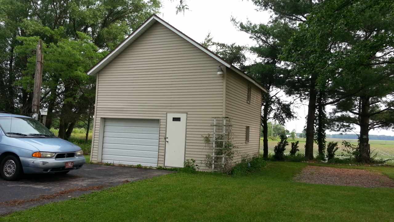 3161 North 1000 West Rochester, IN 46975 - Photo 2 of 20