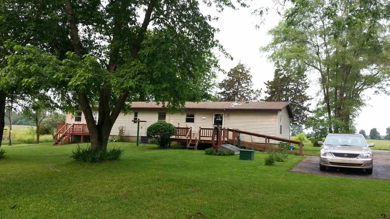 3161 North 1000 West Rochester, IN 46975 - Photo 3 of 20