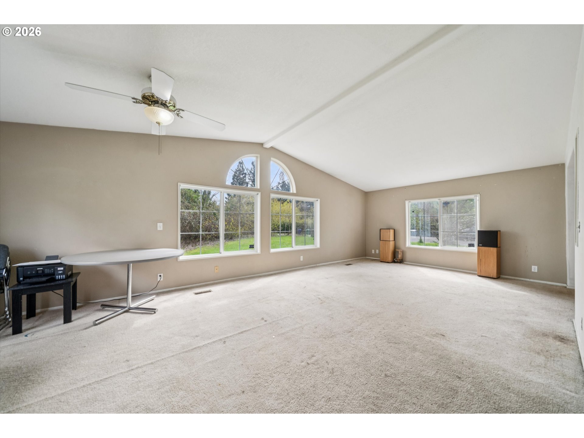 609 Northeast South Shore Road Portland, OR 97211 - Photo 8 of 40 Gallery Image 8