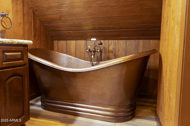 $3,990,000 | 5606 High Drive, Lakeside, AZ 85929