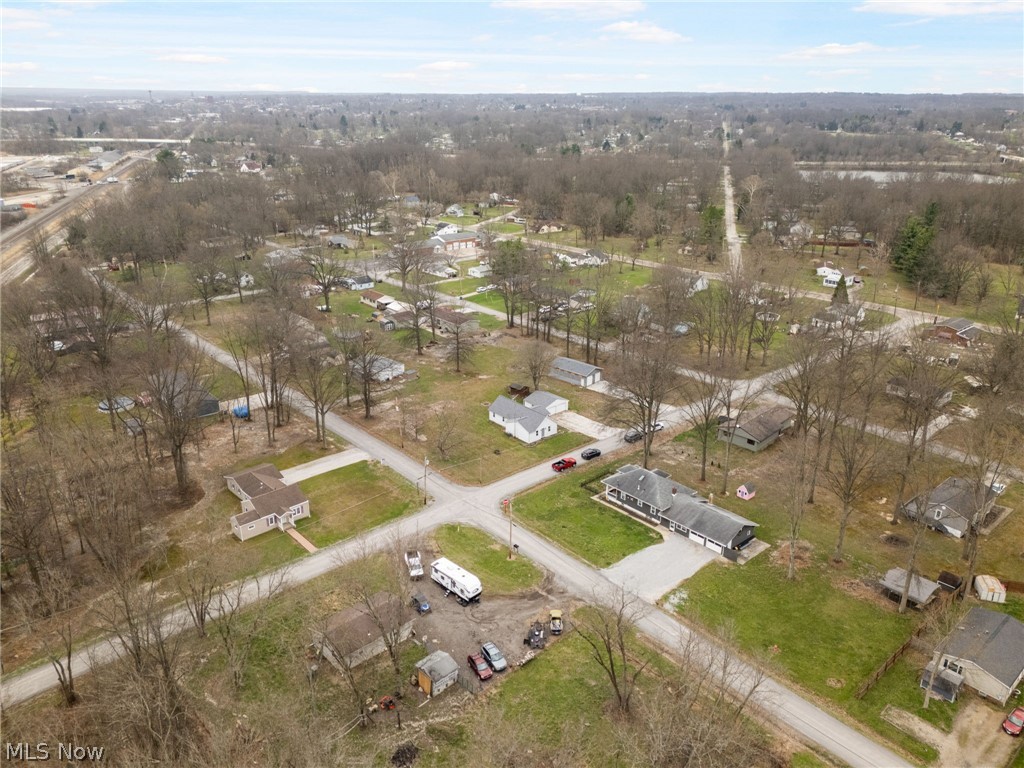 12032 Mercer Road Northeast Alliance, OH 44601 - Photo 30 of 31 Gallery Image 30