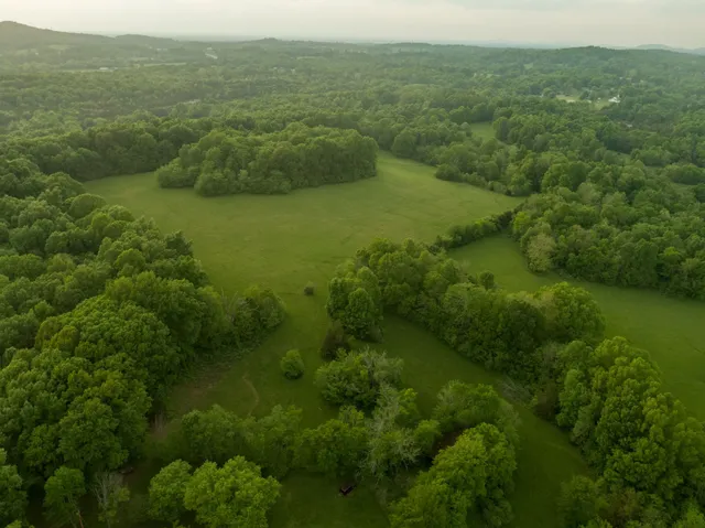 $1,150,000 | 775 Railroad Avenue, Wartrace, TN 37183